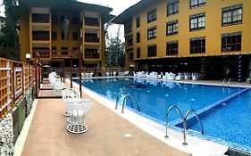 Tashi Namgay Grand